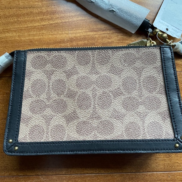 Coach Bags Nwt Coach Dreamer Wristlet Clutch In Signature Canvas